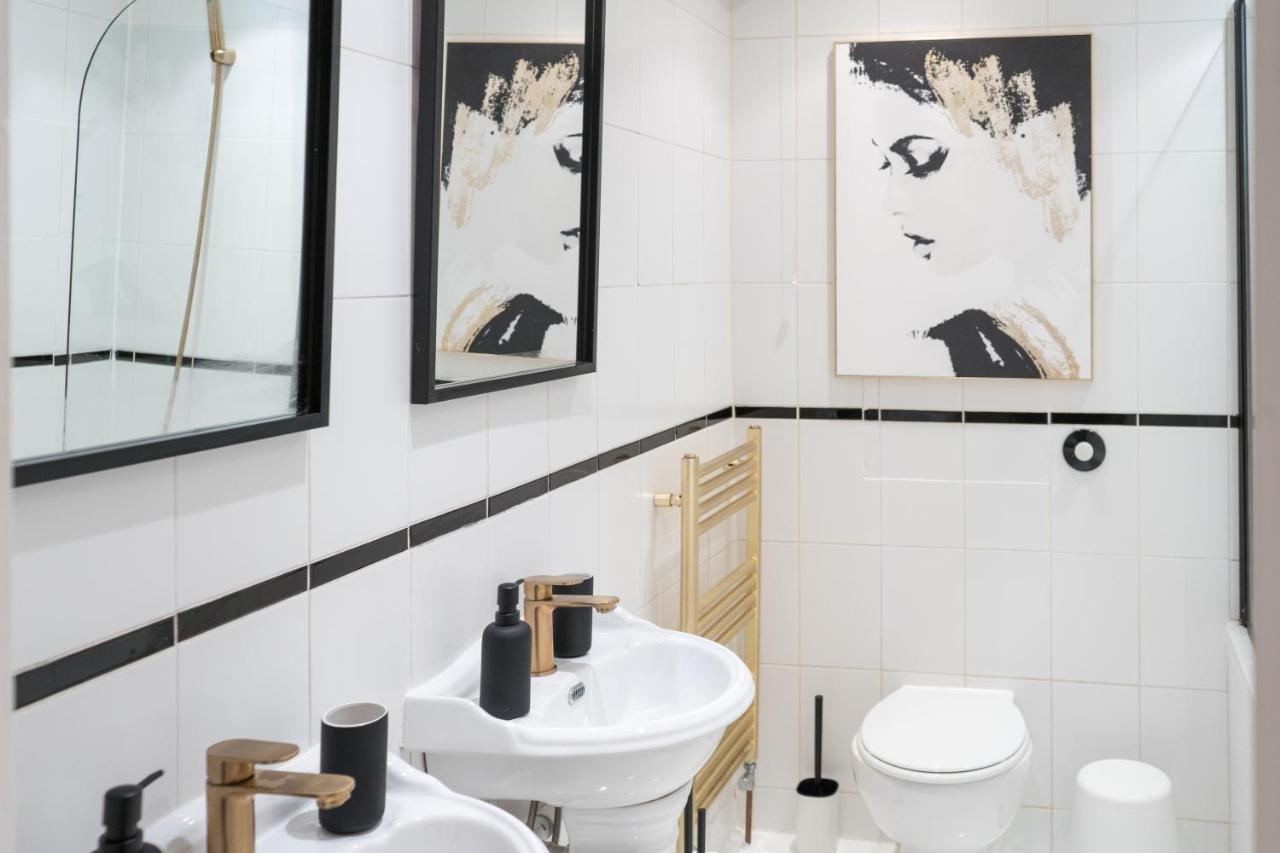 Апартаменты Camden Luxury Flat With Private Patio Лондон Экстерьер фото